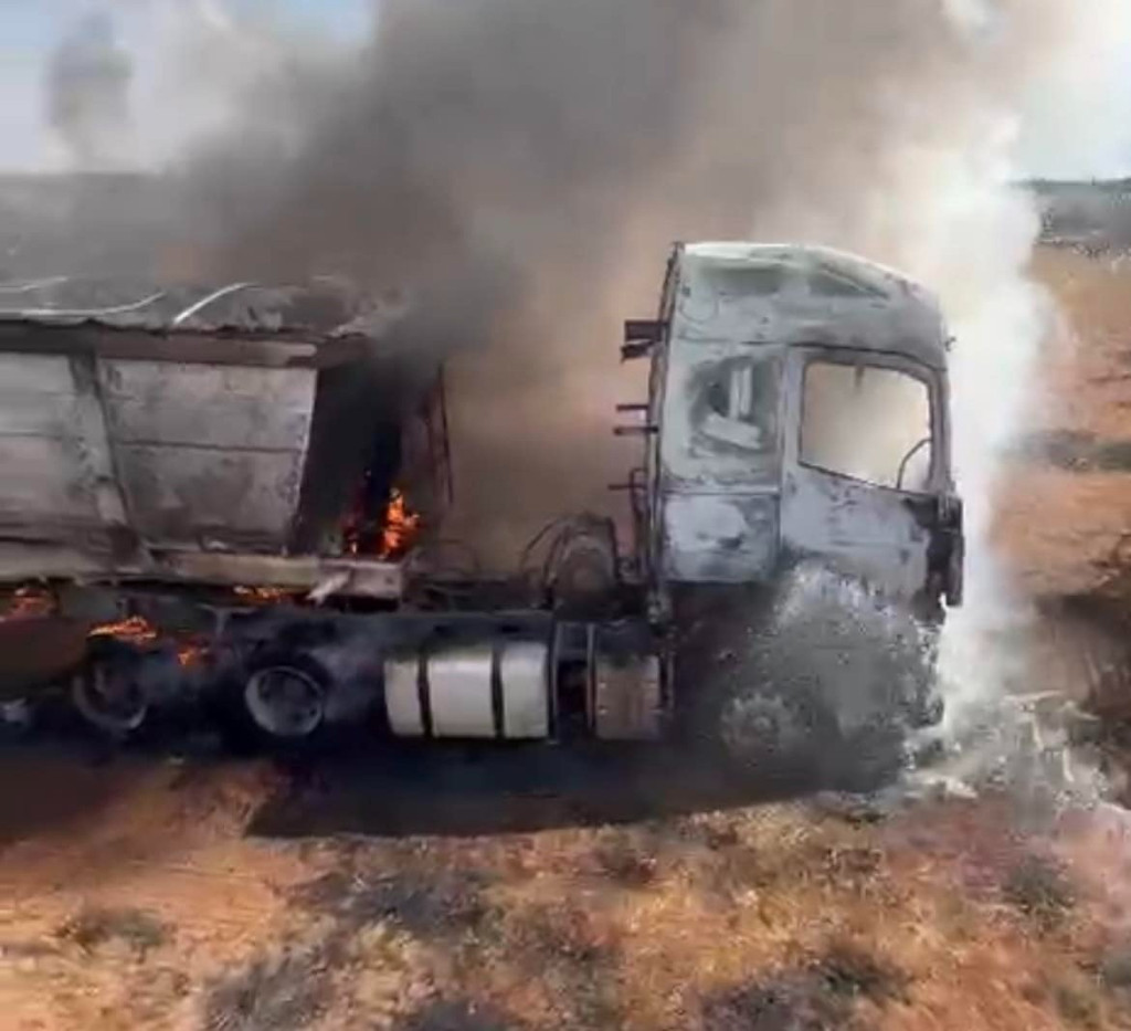 Motorista encosta caçamba em fio de alta tensão e morre eletrocutado