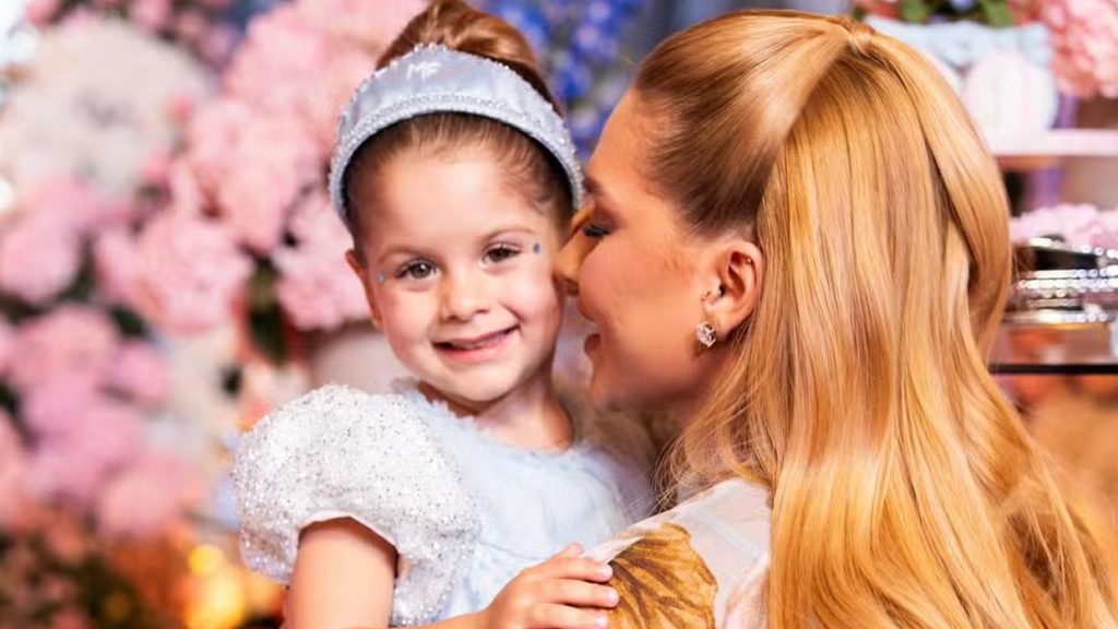 Maria Flor, filha de Virginia Fonseca e Zé Felipe, celebra 3 anos com festa luxuosa